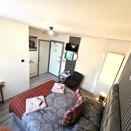 เบดแอนด์เบรกฟาสต์เบิร์ชแบงค์ Bed & Breakfast รอยบริดจ์ ภายนอก รูปภาพ