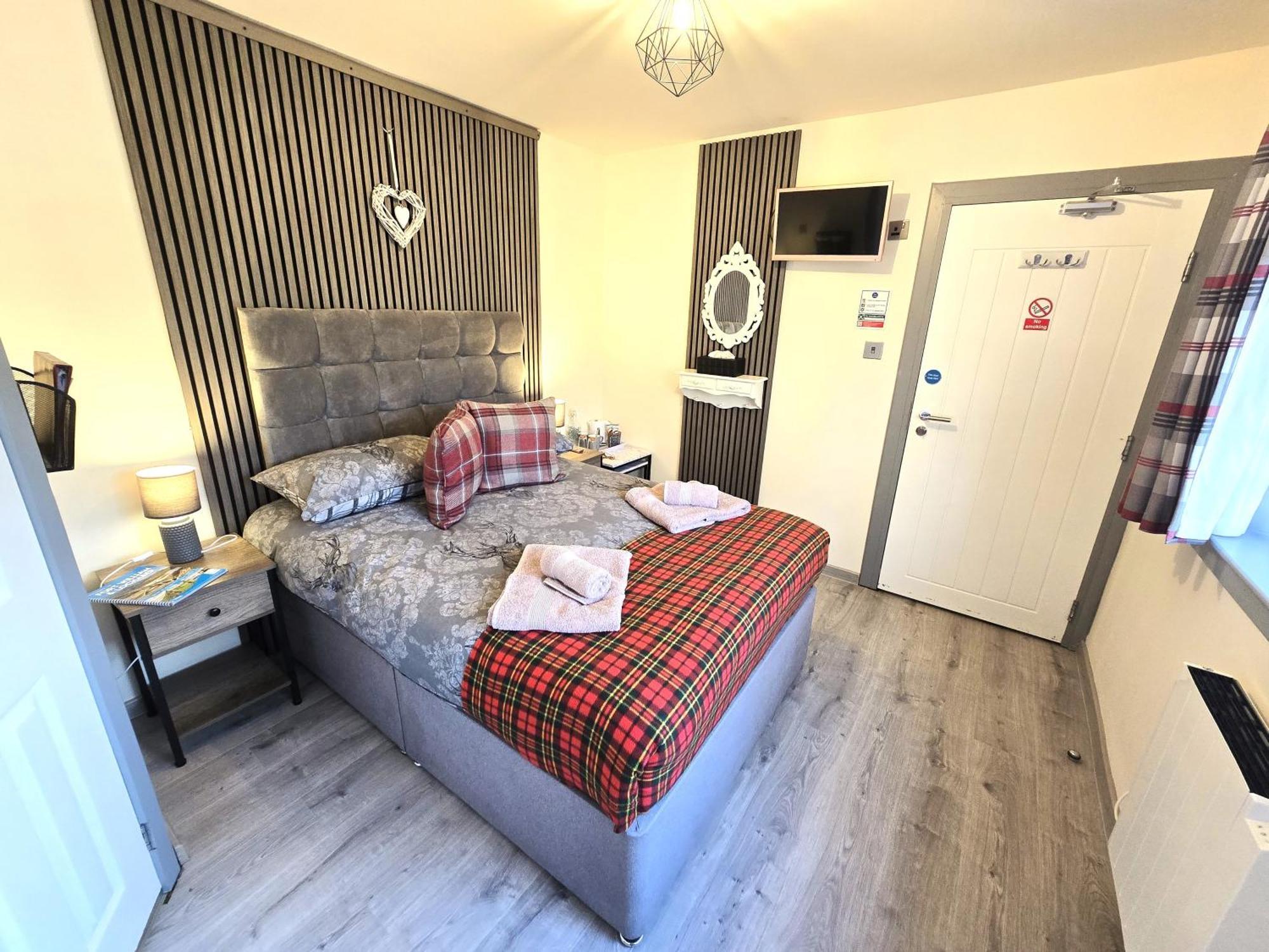 เบดแอนด์เบรกฟาสต์เบิร์ชแบงค์ Bed & Breakfast รอยบริดจ์ ภายนอก รูปภาพ