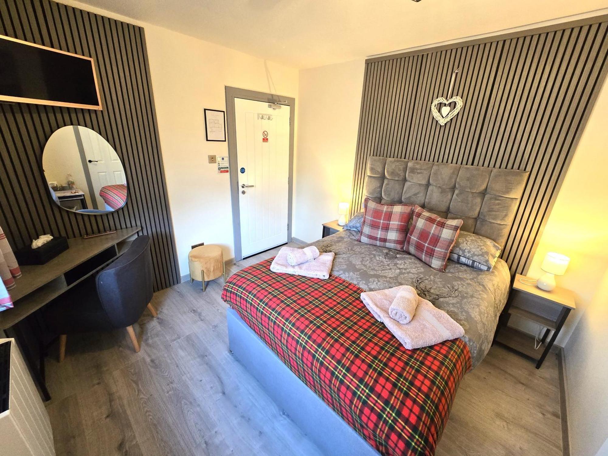 เบดแอนด์เบรกฟาสต์เบิร์ชแบงค์ Bed & Breakfast รอยบริดจ์ ภายนอก รูปภาพ